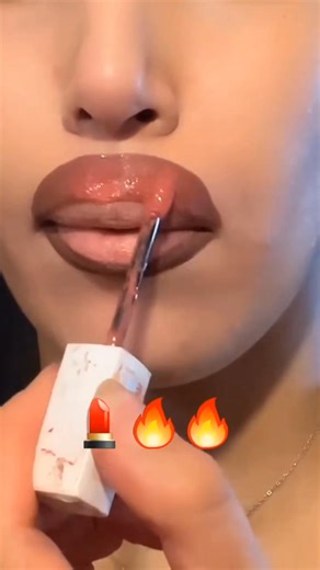 6.3K views · 18 shares | Classic lipcombo tutorial . . #followerseveryone #fypシ゚ #foryouシ #everyoneactive #viral #makeup #lipcombotutorial #lipmakeup #lipgoals | Happiness Family Blogs | Facebook