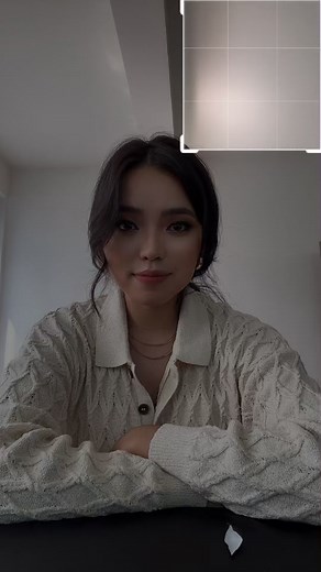 Fashion Inspiration: Cable-Knit Sweater Styling Tips