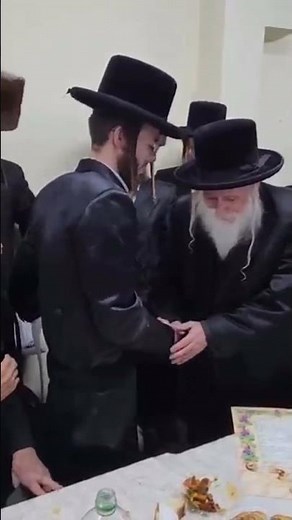 Mazel Tov! Rabbi breaks glass for the bride & groom!❤️‍🔥