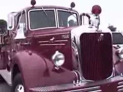 1954 Mack Model L Fire Truck