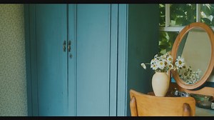 How to Choose the Perfect Color for Your Furniture Makeover