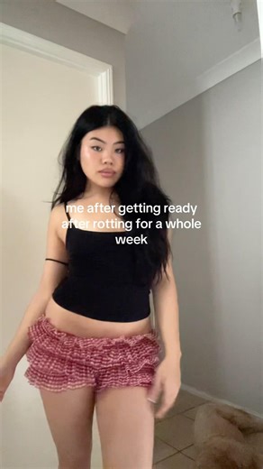 who else loves getting ready to look hot? #explore #relatable #grwm