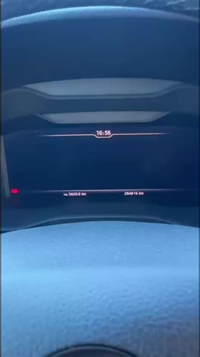 SKODA KODIAQ , 2.0 TDI , Automat , 4×4 , Bord virtual , Distronic , Navigatie , An 2019 Autoturismul este: De vânzare 17.999 € Se emite factură Rate lunare de la 405€ Dotări SKODA KODIAQ Dotări SKODA KODIAQ ⭐An 08.03.2019 ⭐284.216 KM ⭐Comp. bord ⭐Lumini ambientale interior ⭐Bord virtual ⭐Cutie automata ⭐Assistenta unghi mort ⭐Volan de piele comenzi ⭐Camere 360° ⭐Climatronic 2 zone ⭐Tempomat ⭐Navigatie ⭐Start/Stop ⭐ABS/ESP ⭐Lane/Side/Front assist ⭐4×4 ⭐Bluetooth ⭐Senzori de lumina ⭐Senzori de plo