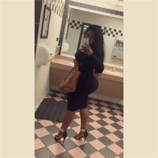 Promoting curvy women in dresses #Butterflymodelsuk