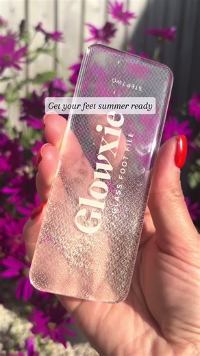 The Glowxie glass foot file will help to get your feet summer ready! ☀️☀️☀️ #tiktokmademebuyit #dealdrops #glowxie #glassfootfile #footfile