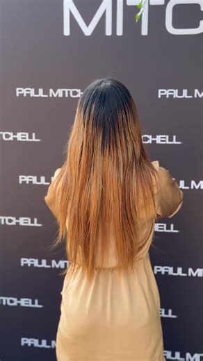 รู้ไหม? แค่เลือกสีผมผิดเฉด ก็อาจส่งผลต่อโทนผิวและลุคโดยรวม การทำสีผมคือเรื่องของแฟชั่นและแฟชั่นที่ดูดี เริ่มจากการเลือกเฉดสีให้เหมาะกับแต่ละคน ที่ Paul Mitchell เรามีสีผมสำหรับงานซาลอนมากกว่า 100 เฉด ไม่ว่าจะเป็น Color XG, The Color, The Demi หรือ Colorways ครอบคลุมตั้งแต่สีถาวร สีถนอมเส้นผม ไปจนถึงสีแฟชั่นพาสเทล 📍 อยากผมสวยต้องที่ Paul Mitchell Salon Partner พบช่างทำผมมืออาชีพ เลือกสีที่ใช่ และลุคที่เป็นคุณมากที่สุด #PaulMitchellThailand #ProfessionalHairColor #SalonPartner #ColorXG #TheColor 