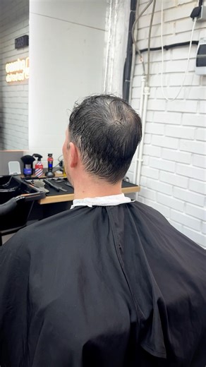 😱Classic Short Haircut Transformation ✂️ Clean Barber Fade #barber #homeoffade #tutorial #haircut