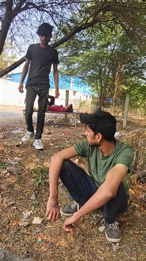 Rahu Lodhi on Instagram: "Comedy hug Day special ❣️😂😂 valentine Day Comedy #comedy #funny #hugday #viralreels #trendingreels"