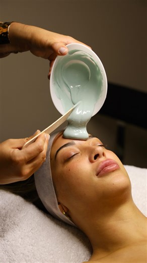 The most satisfying step ✨ Our alginate mask melts onto the skin, locking in moisture and calming the complexion while you fully switch off 🤍 #instilbeauty #skin #ocosmedics #facial #clinic | Instil Beauty