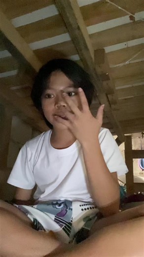 Dazzle Me Makeup Set: Perfect Setting Spray Tips