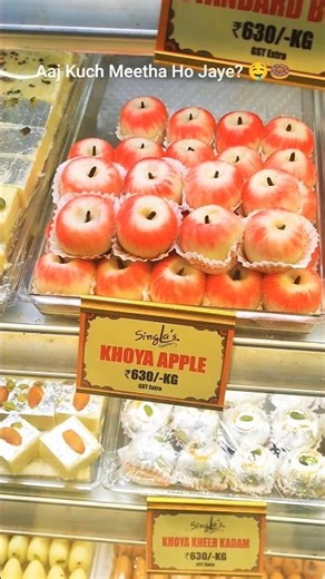 Ek Bite Mein Pyaar Ho Gaya 😋🔥 | #deliousfood #foodshorts #streetfood #viral #youtubeshorts #shorts