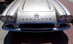 Watch: Classic C1 Corvette Falls out of Transporter for No Good Reason