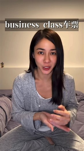 鄭六月 on Instagram: "Day 350 🇸🇬🇲🇾 大家敲碗的 #ETS App购票教学 之前分享的KTMB app要搬迁至 #KITSstyle～ 最近 ETS 增加班次了～ 之前一直抢不到票的朋友，现在可以再去试试看 ！ 🚌 vs 🚆 巴士比较好睡， 但ETS比较不怕南北大道塞车。 可以自己看行程跟需求选择 ✨ #郑六月的2025 #juinteh2025 #jbtokl"