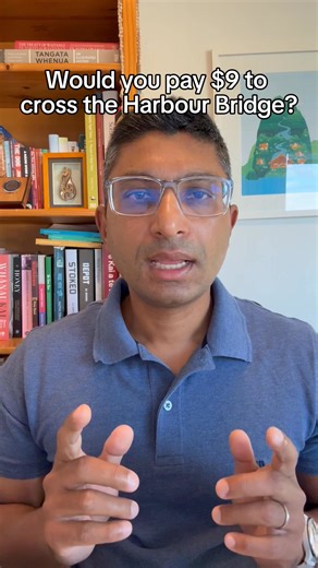 Let’s be real… no one wants to pay to cross the Auckland Harbour Bridge but the reality is, someone’s got to foot the bill 😮‍💨 So, what’s the way (or bridge) forward? * * *This video is simply Shamubeel contextualising the proposal for a toll on the Auckland Harbour Bridge; it is not a suggestion for any particular decisions that should be made nor an opinion held by Simplicity. | Simplicity