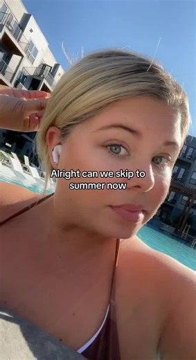 I am over the cold. #summer #winter #curvyfashion #plussize #fyp