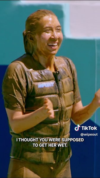 Watch Wipeout's New Episode: Ding Dong Damage