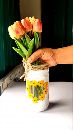 Painting on a jar 🌼🌷✨ use white yellow Brown acrylic colour 🥰💙 কাচের বৈয়ম কে পেইন্টিং করে কিভাবে ফুলের টপ বানানো যায় ✨ #diyart #diycrafts #acrylicpainting #acrylicart #artshorts #shorts #art #shortsviral #diy #drawing #painting #fypシ #foryou #fyp #homedecor #homedecoridea #bangladrawingstudio