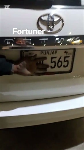 Fortuner alignment and wheel balancing scanner computer rizee auto motives