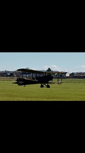 Airco DH.9 at Imperial War Museum Duxford - looking forward to hopefully seeing more of her this season! #WW1 #ww1history #greatwar #dehavilland #warbirds | Daniel J Wheatcroft