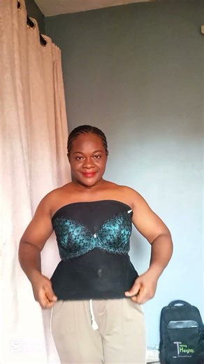 useful way to hide your bra hand