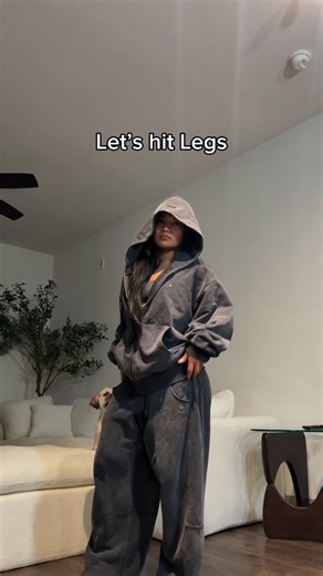 @msdumpling_ on Instagram: "@younglaforher studio edit collection is LIVE & you NEED them in every colors trust me😩 code: Msdumpling Wearing: (recommend sticking to your size or could size down) W5210 small W2255 xs #ad #younglaforher #paidpartnership #youngla #gymfit"