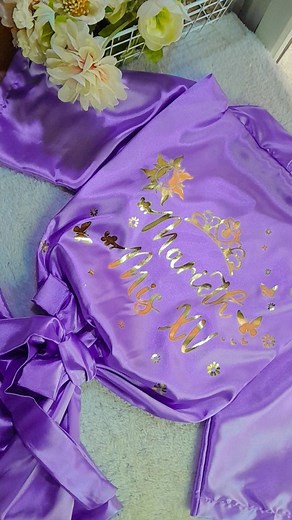 Al final, cuando ves a tu hija feliz, radiante, girando en medio de las luces, sientes que cada centavo valió la pena 😍 Asi que tu sigue despues vemos la cuenta 😅 Y al que no le guste? Que no mire 💅 #quinceañera #viralreels | Mint Bride Boutique