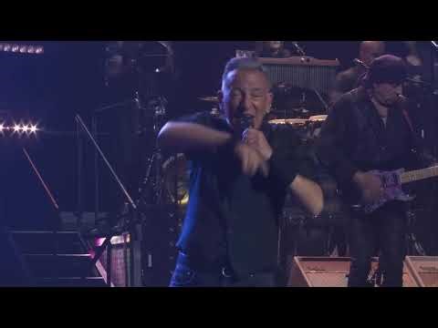 Bruce Springsteen Live in Minneapolis 2026 - War - Born in The USA 🇺🇸