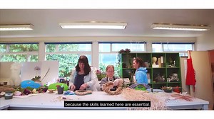 Train to be a professional florist with a floristry course at East Durham College's Houghall campus in Durham! Here's why you should be considering it: 💐 Full and part-time course options available: ideal for both school leavers and adults 💐 Learn from highly experienced floristry tutors - including a former Chelsea Flower Show Florist of the Year winner 💐 Design floral displays for wedding, funerals and other events 💐 Ideal for pursuing floristry as a hobby, or starting your own floristry b