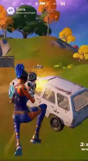 #Fortnite #Fortnite Win the game with an exploding car!