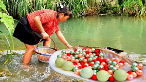 154K views · 4K reactions | The girl uncovers a huge clam and embarks on an adventure to find a treasure hidden in pearls | Xiaohuiya | Facebook