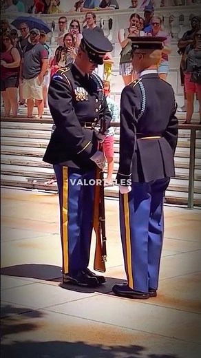 Honoring the Tomb Of The Unknown Soldier
