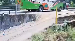 Driver jumps out of a speeding bus to save himself right before collision | Business Today