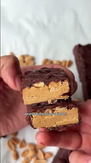 4-Ingredient Snickers Protein Bars 🍫🥜 | Vegan, No-Bake & High Protein!