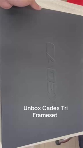 Unbox Cadex Tri Frameset. #triathlonbike