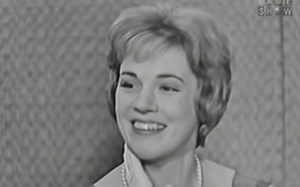 Julie Andrews 朱莉安德鲁斯 in “What’s my line”