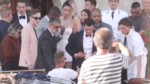 Oprah, Tom Brady and Kardashians attend Bezos vows ceremony