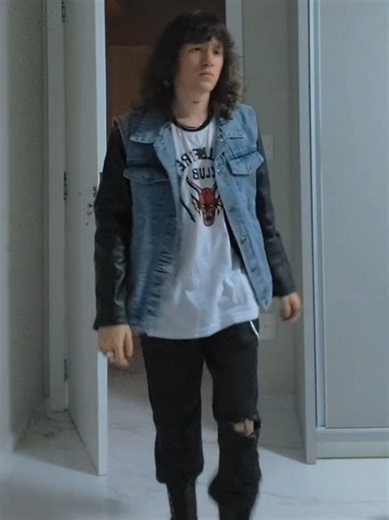 Papai Resolve: Cosplay de Eddie Munson em Stranger Things