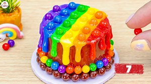 Tasty rainbow chocolate cake – miniature cake decorating part 7