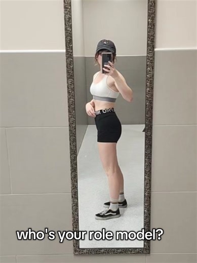 ♡Bulk Biceps♡ #gymgirl #physiquegoals #mlp #mlpedit #gymtok