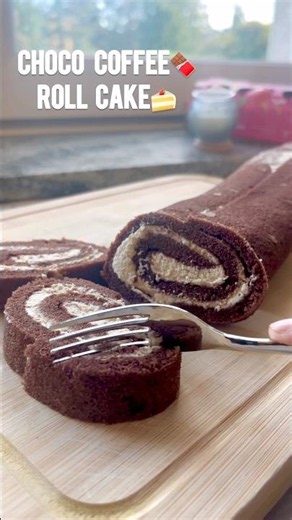 🍫The Perfect Chocolate Swiss Roll Cake🧁#shorts #chocolateroll#cake
