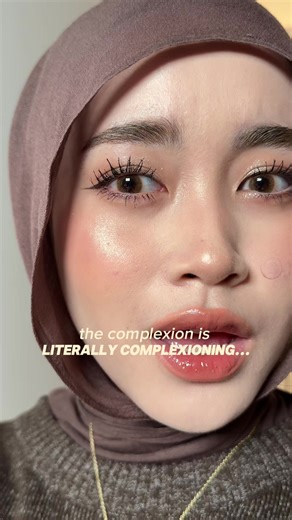 been using this complexion for 2 WEEKS STRAIGHT DAN BNRN BAGUS BGT sp mau full review 😆💁🏻‍♀️🙋🏻‍♀️ #PearlfectCoverage