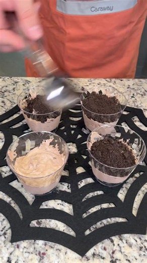 Easy Halloween dessert cups 👻