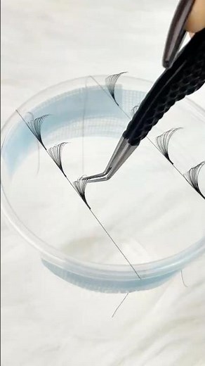 3 Easy Lash Removal Practice Methods You Need to Try!