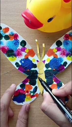 🦋 “Wait till the wings open completely… 😍🦋”. # viral #astatic #painting