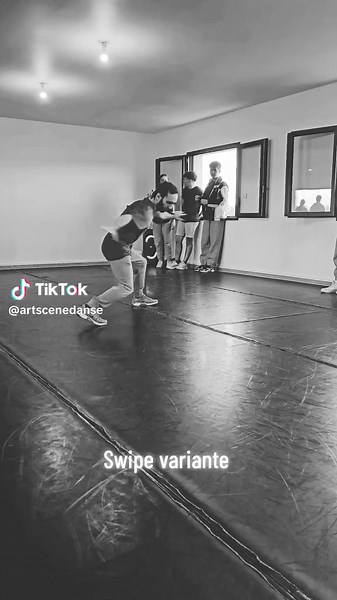 Swipe variante #breakdance #break #breaking #acrobatie #dance #danse #training #cours #hiphop #swipe