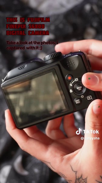 Fujifilm FinePix S6800 Review: Worth Every Penny