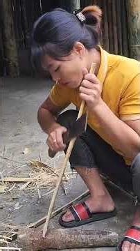 Solo Woman Makes Bamboo Furniture and Sells Garden Harvest #fruit #animals #singlevilese #singlemom