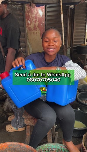 To all our amazing customers in the diaspora, here's something you should know. We package your frozen snails in a sealed keg before shipping. So when it arrives, simply cut the keg open to bring out your snails. it's that easy. You may want to ask why do we use a keg? We use keg to keeps your snails frozen solid, prevents leakage, protects the texture, and ensures they arrive as fresh as we sent them. Distance is nothing you'll still enjoy your Naija-fresh snails, clean, preserved, and perfect 