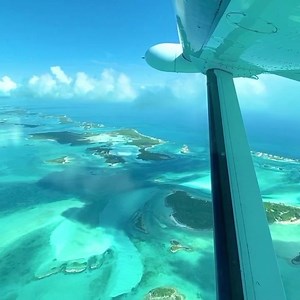 Departing Staniel Cay today on @makersair... simply spectacular. . An experience made for the journey seeker. . #stanielcay #stanielcayyachtclub #exumas #exumacays #exumasbahamas #outislands #outislandsbahamas #makersair #destinationsmade @visitthebahamas @myoutislands @bahamas @itsbetterinthebahamas | Staniel Cay Yacht Club