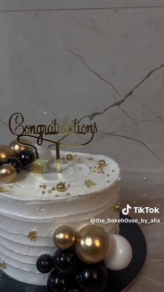 Graduation Cake Order - Red Velvet Delight